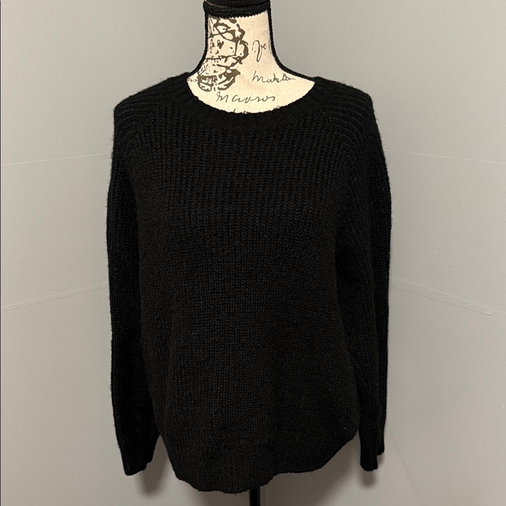 Old Navy Classic Black Sweater